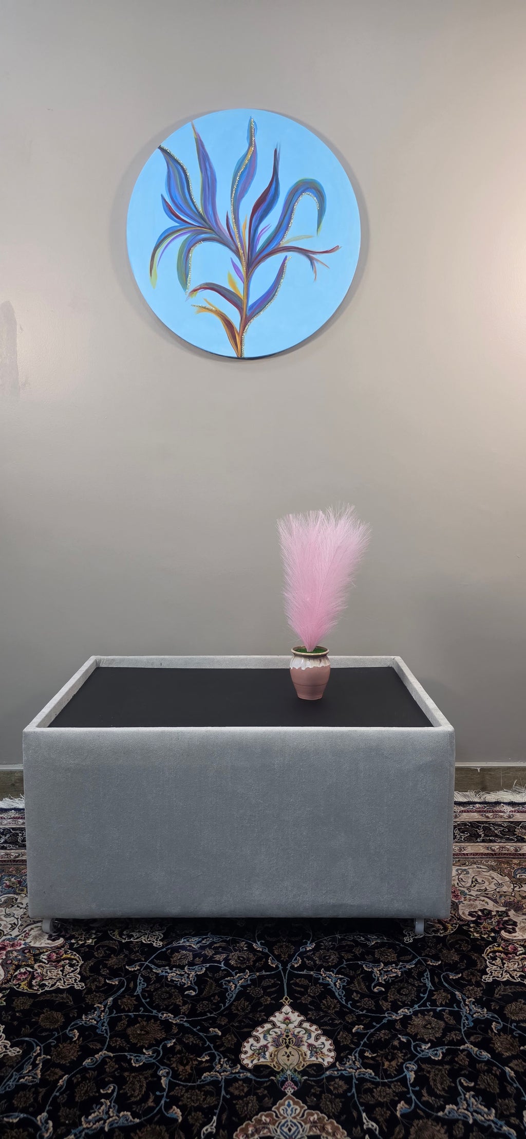 Azure Bloom – Round Abstract Acrylic Painting (diameter: 60 cm / 24 in)