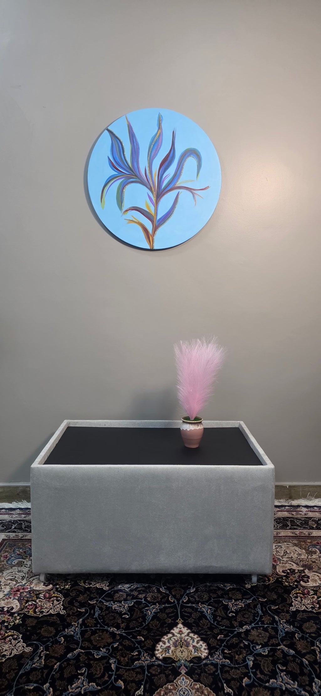 Azure Bloom – Round Abstract Acrylic Painting (diameter: 60 cm / 24 in)