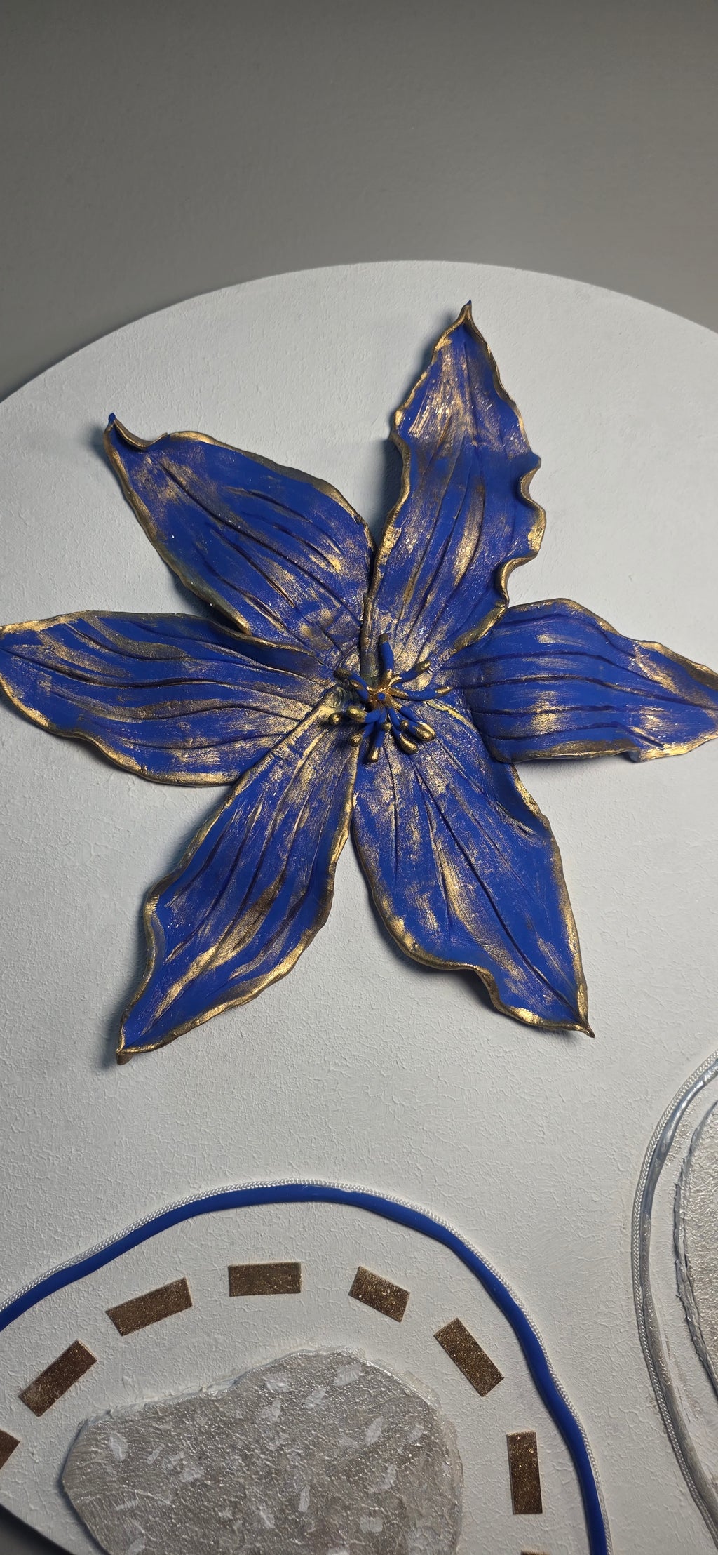 Royal Blue Blossom - Original round 3D painting, (Diameter 60 cm/24 in