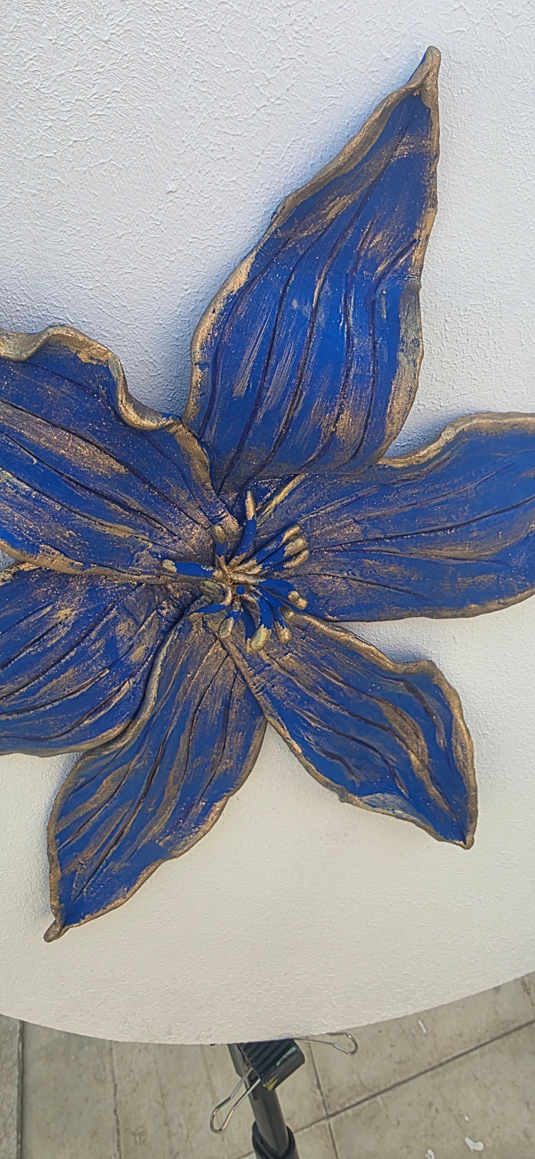 Royal Blue Blossom - Original round 3D painting, (Diameter 60 cm/24 in