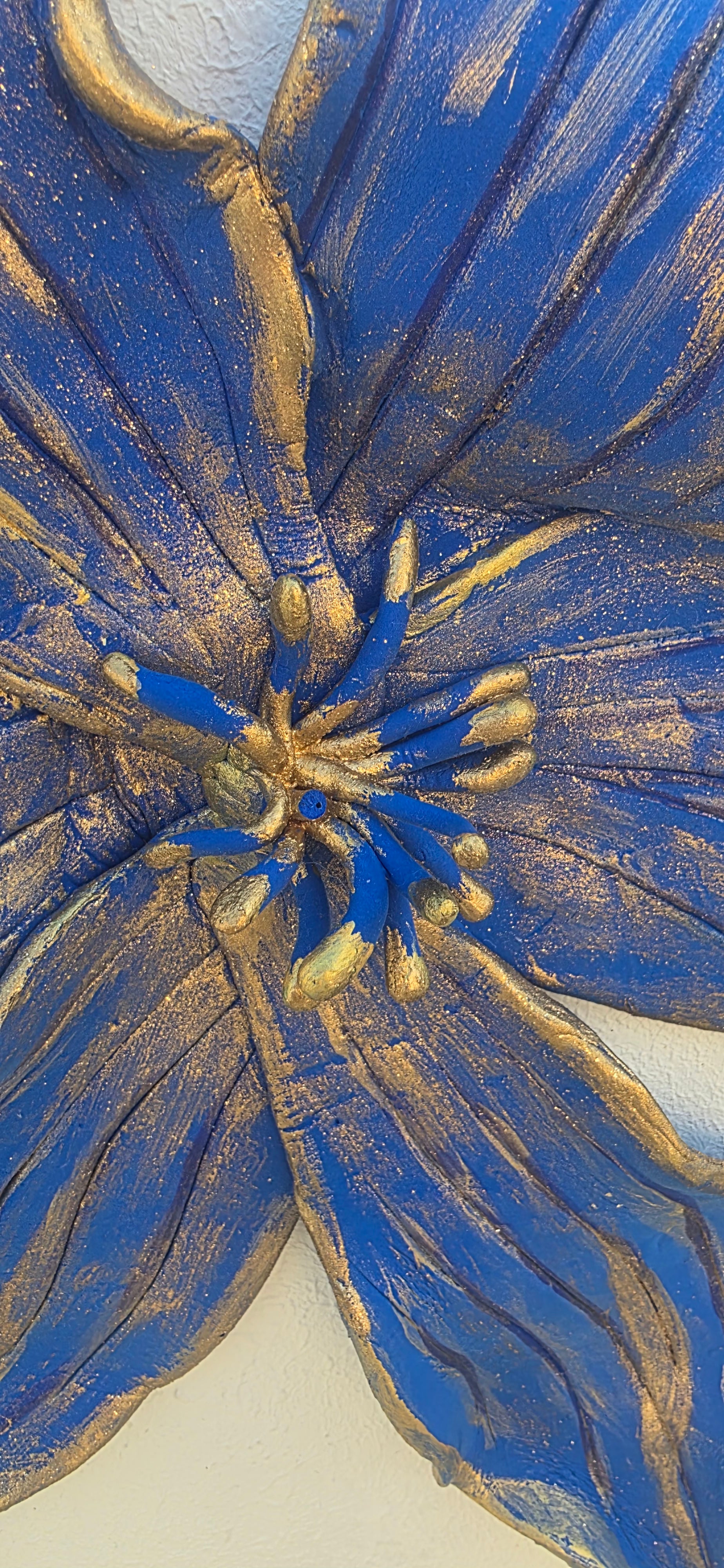 Royal Blue Blossom - Original round 3D painting, (Diameter 60 cm/24 in