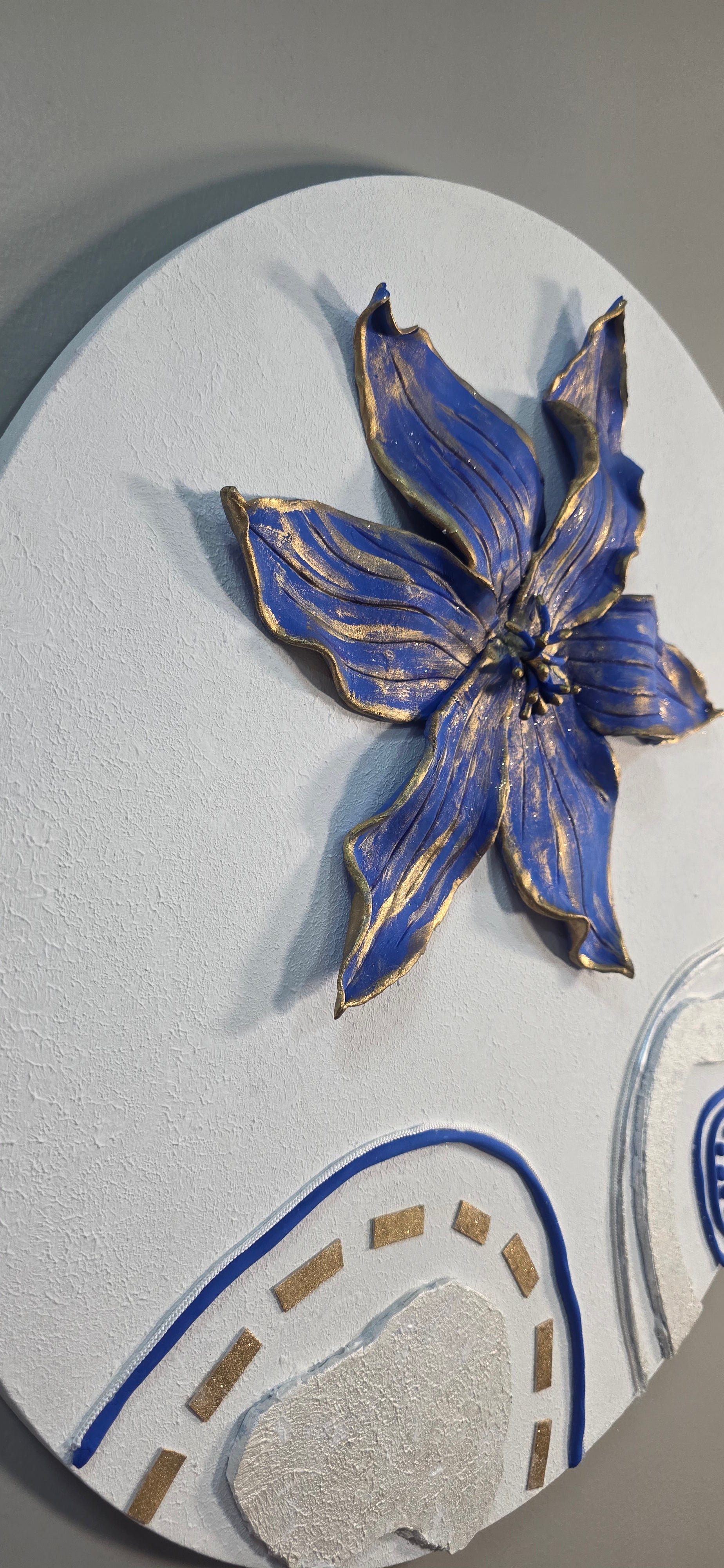 Royal Blue Blossom - Original round 3D painting, (Diameter 60 cm/24 in